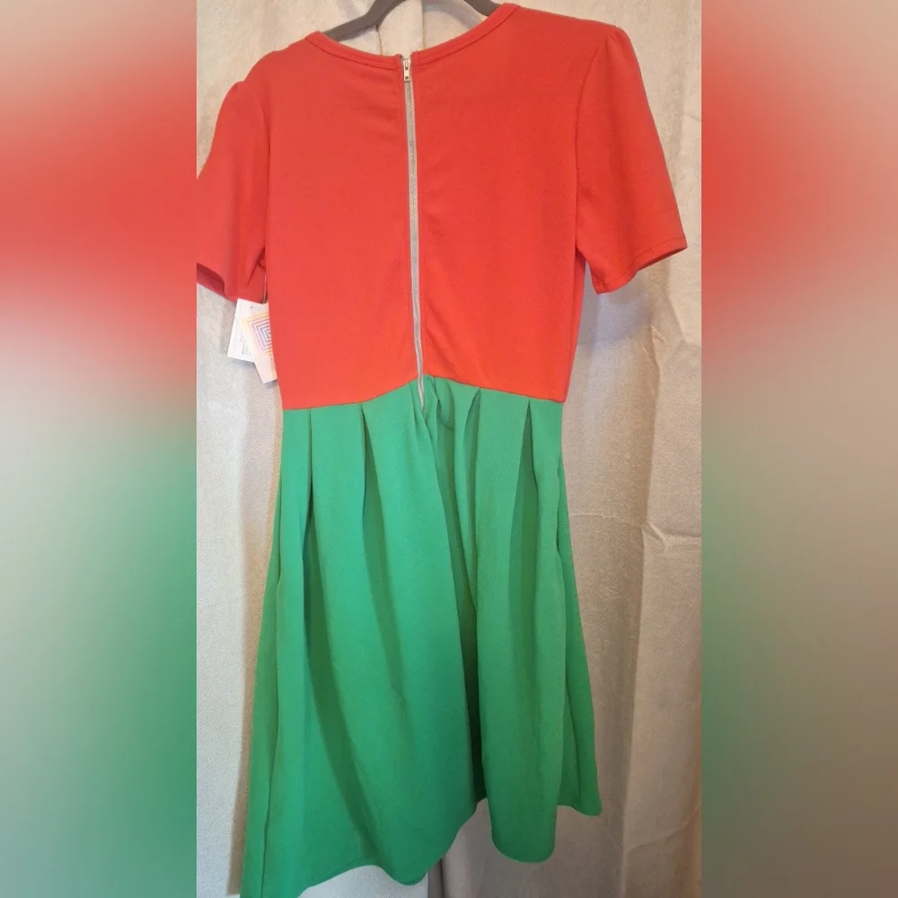 M Lularoe AMELIA DRESS. #2613 - Picture 4 of 6